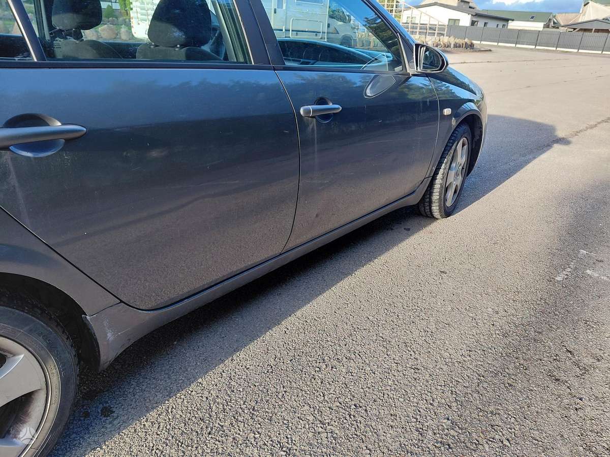 Nissan Primera, 2.2 l., Хэтчбек