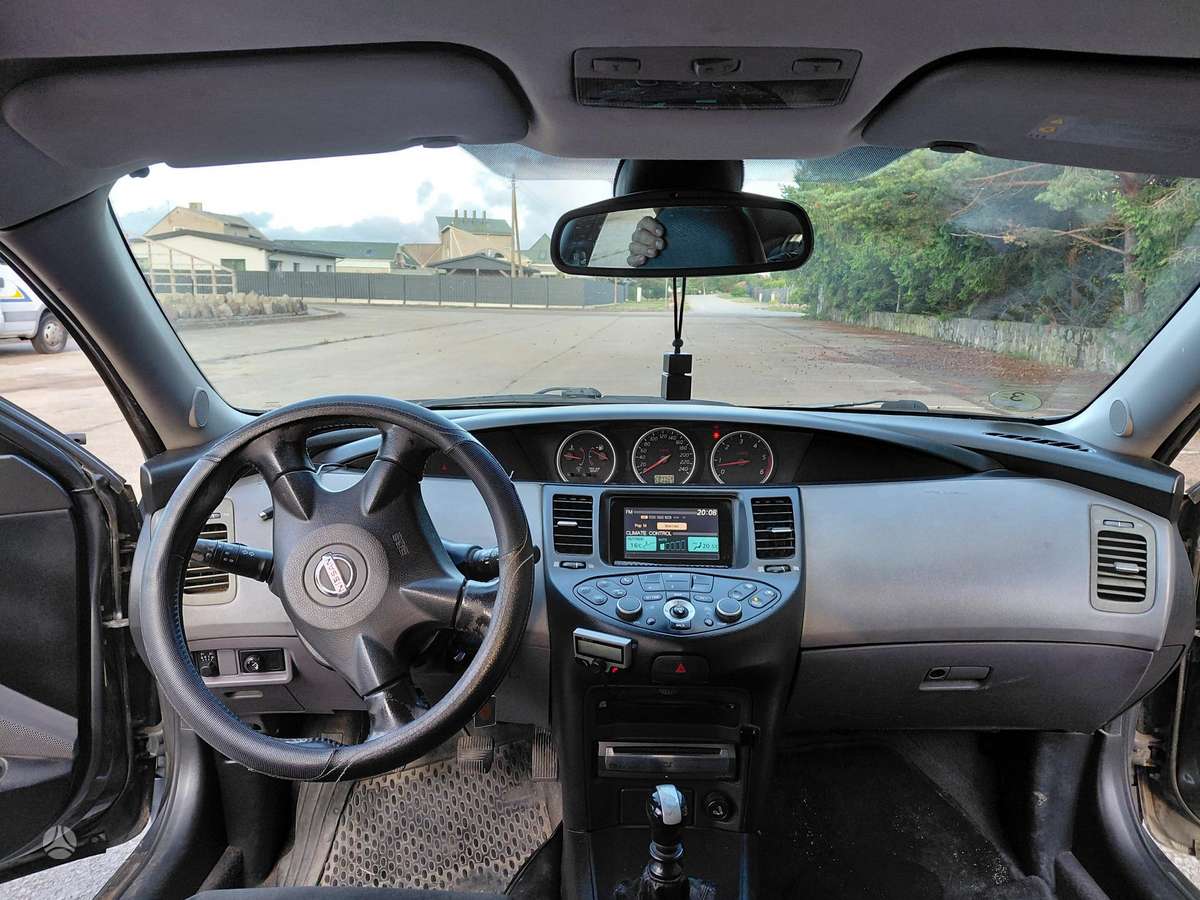 Nissan Primera, 2.2 l., hatchback