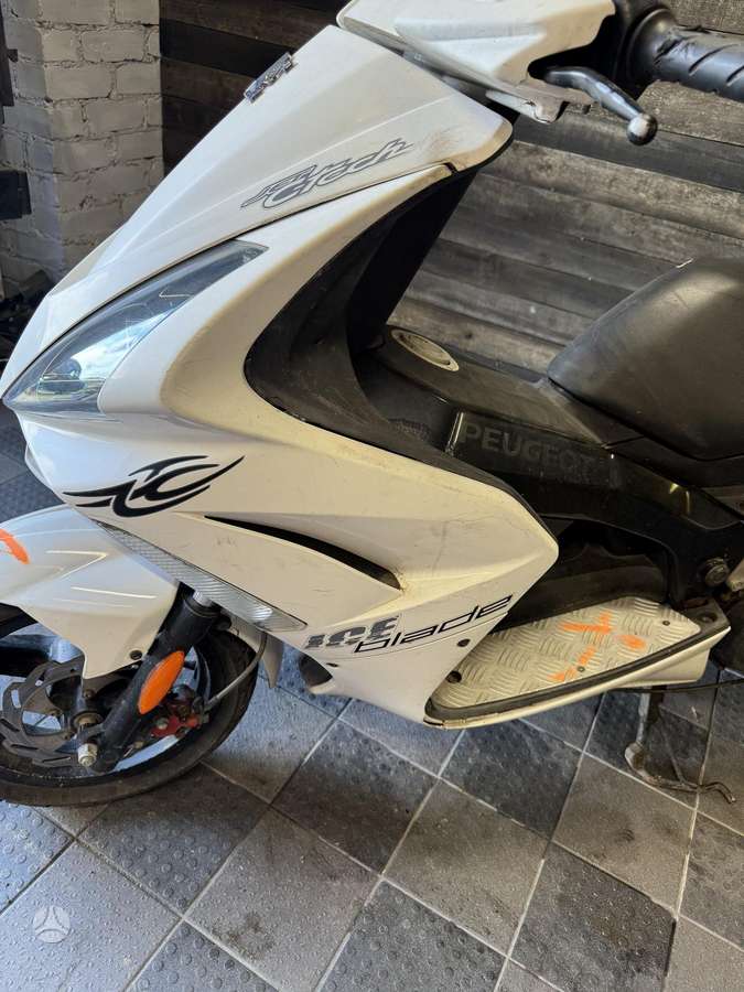 Peugeot Jet Force, scooters / mopeds