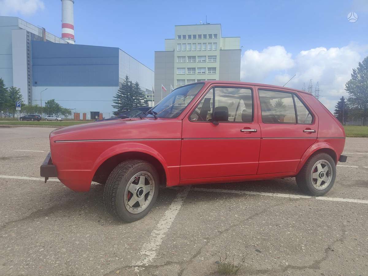 Volkswagen Golf - 4