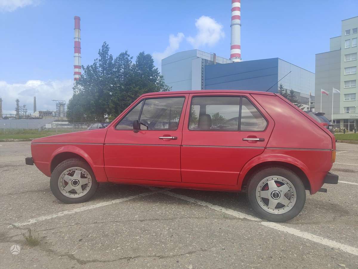 Volkswagen Golf - 5