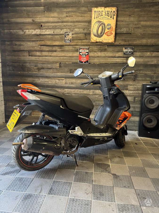 Peugeot Speedfight, scooters / mopeds