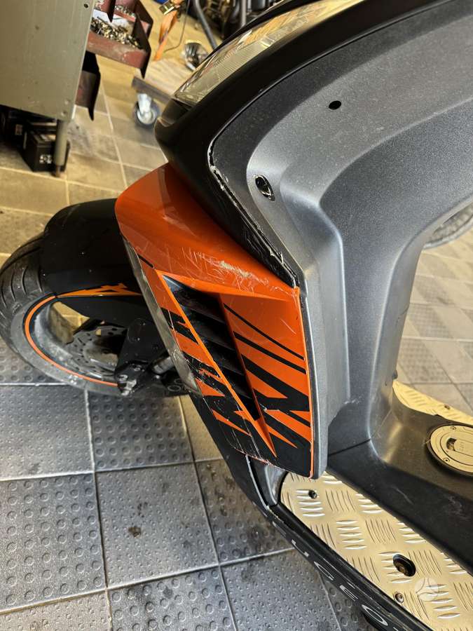 Peugeot Speedfight, scooters / mopeds
