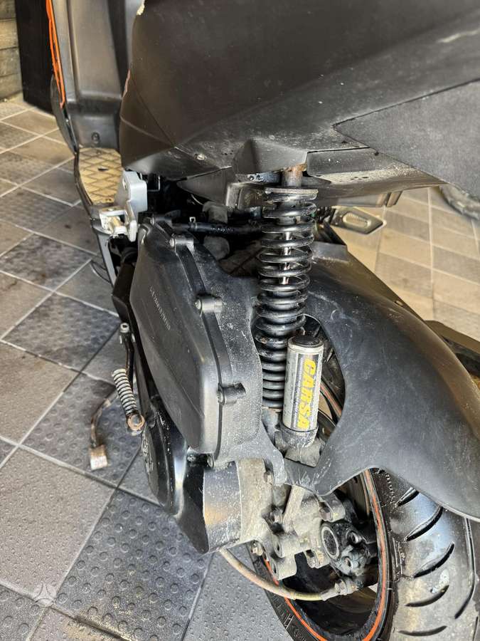 Peugeot Speedfight, scooters / mopeds