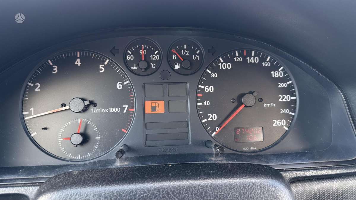 Audi A4, 1.6 l., Седан