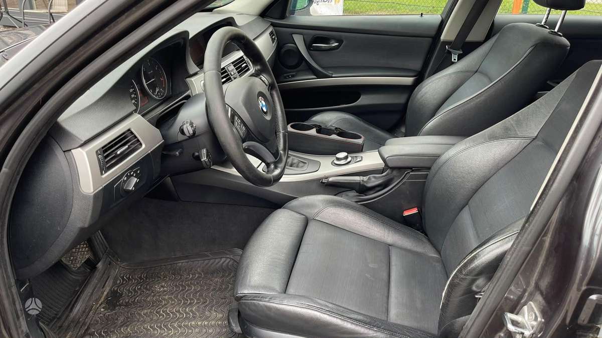 BMW 320, 2.0 l., wagon