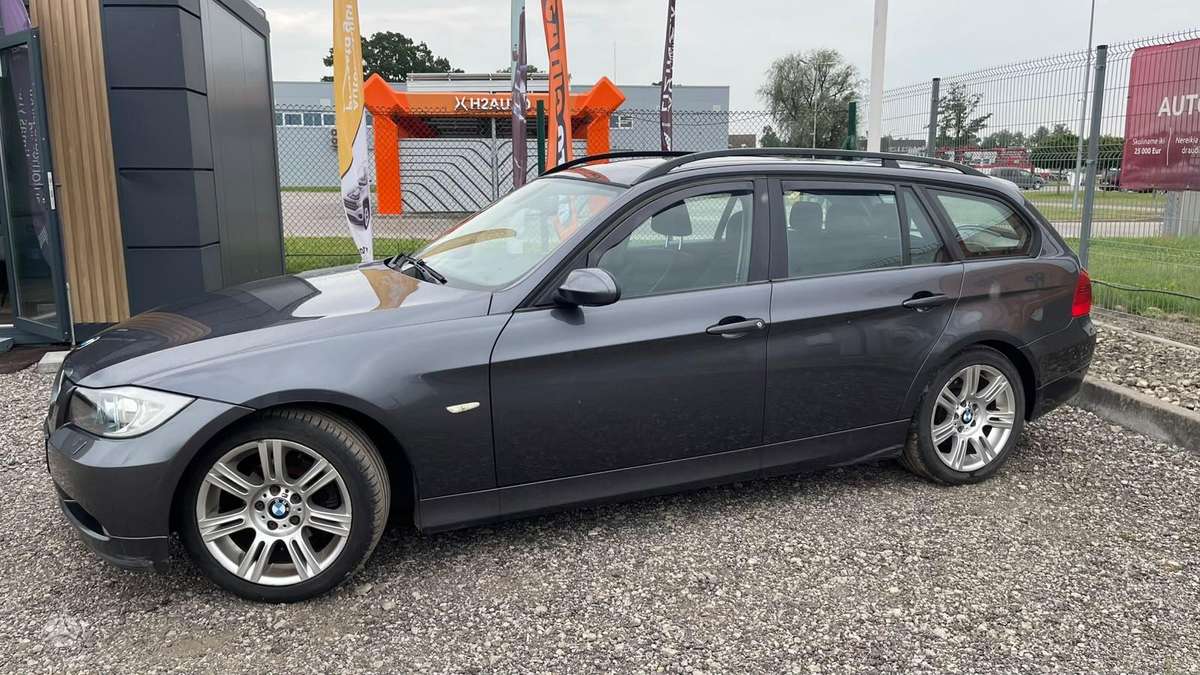 BMW 320, 2.0 l., wagon