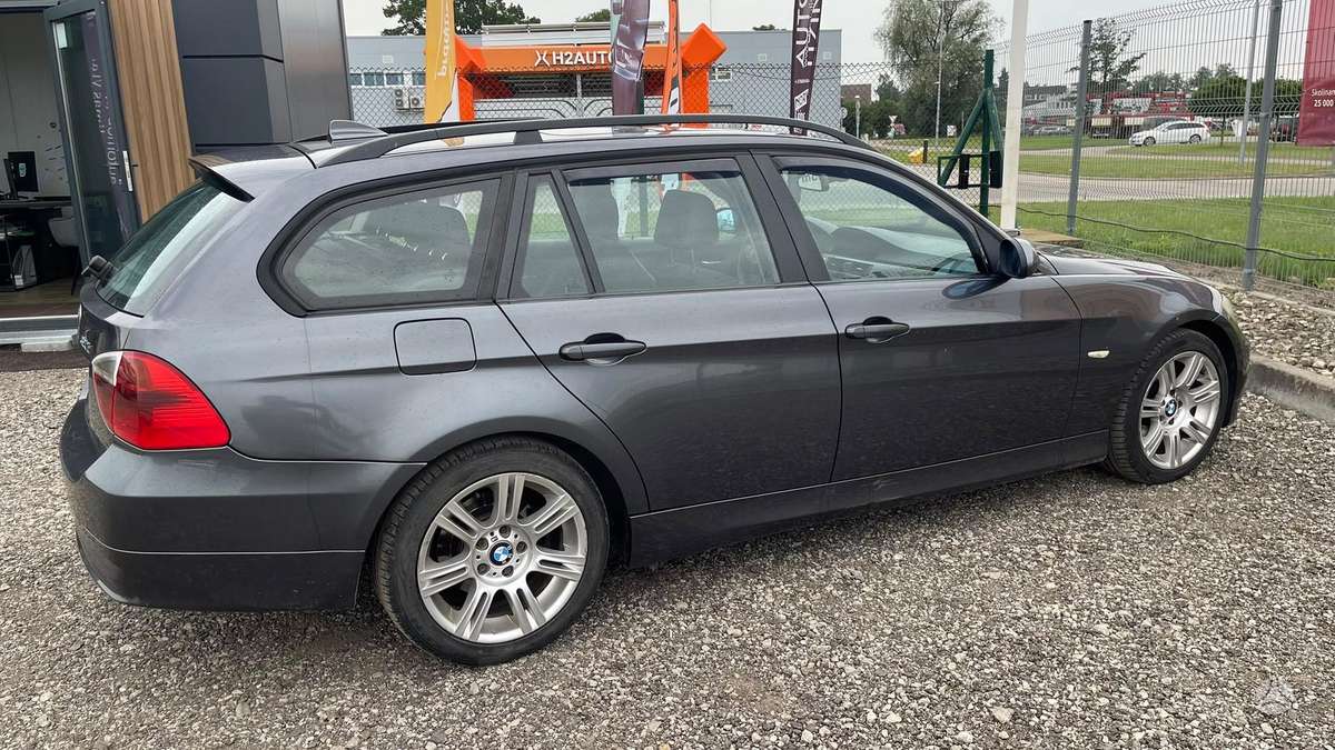BMW 320, 2.0 l., wagon