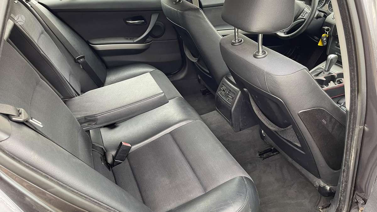 BMW 320, 2.0 l., wagon