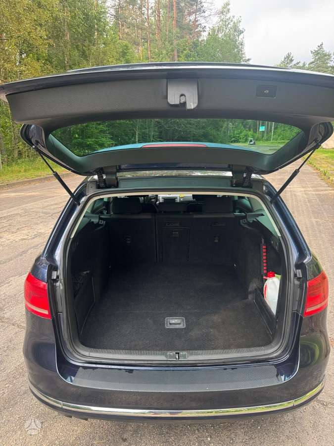 Volkswagen Passat - 9