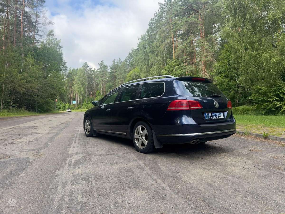Volkswagen Passat - 10