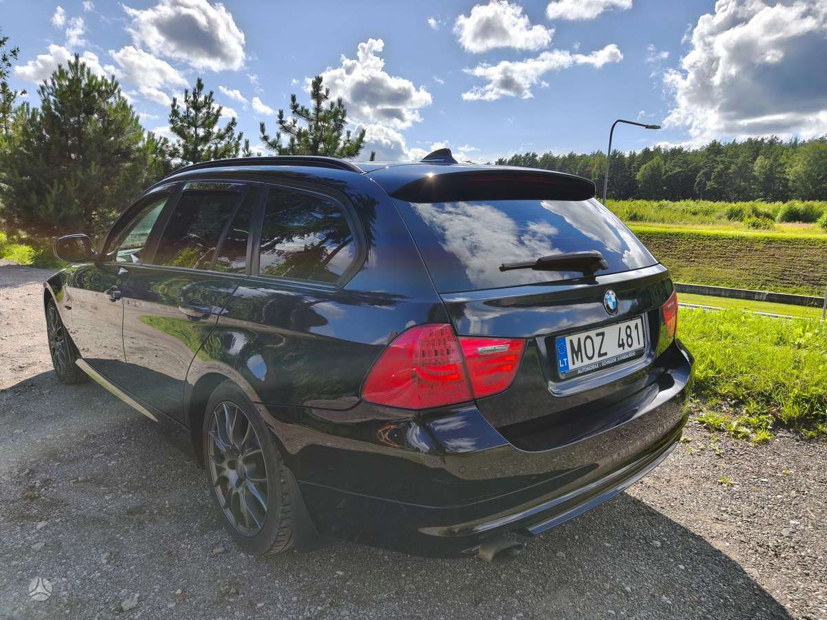 BMW 320, 2.0 l., universalas