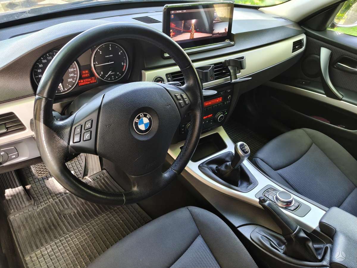BMW 320, 2.0 l., universalas