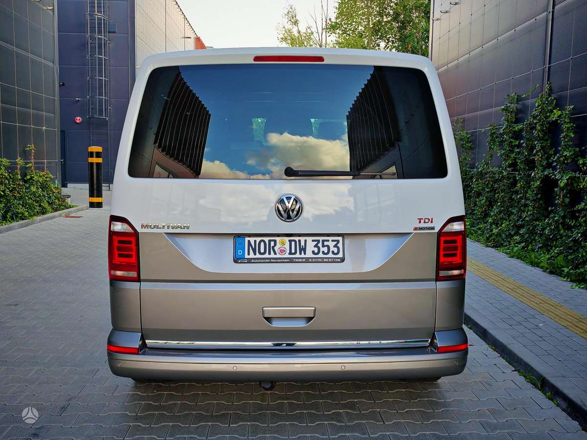 Volkswagen Multivan, 2.0 l., Минивэн