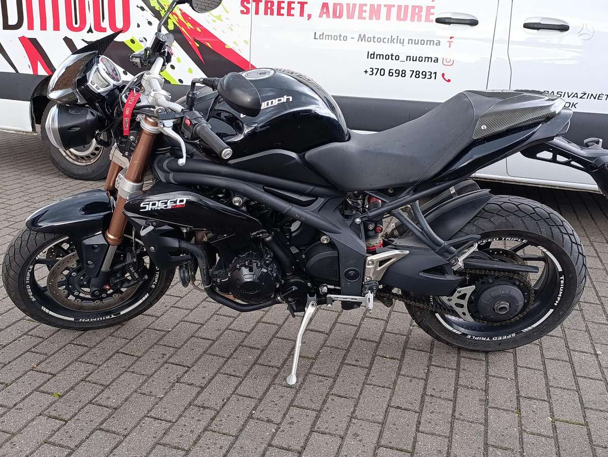 Triumph Speed Triple 1050cc, street / classic