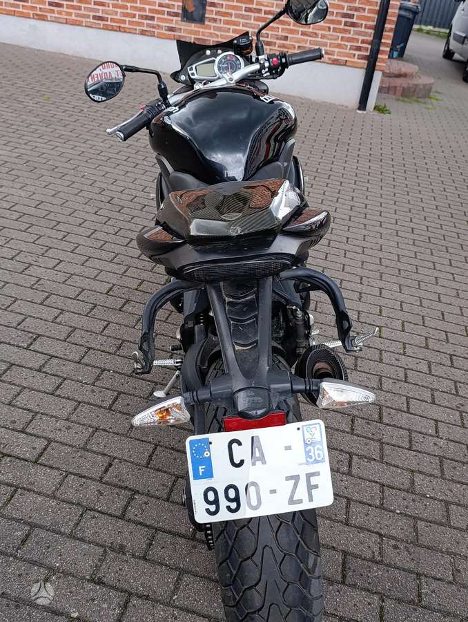 Triumph Speed Triple 1050cc, street / classic