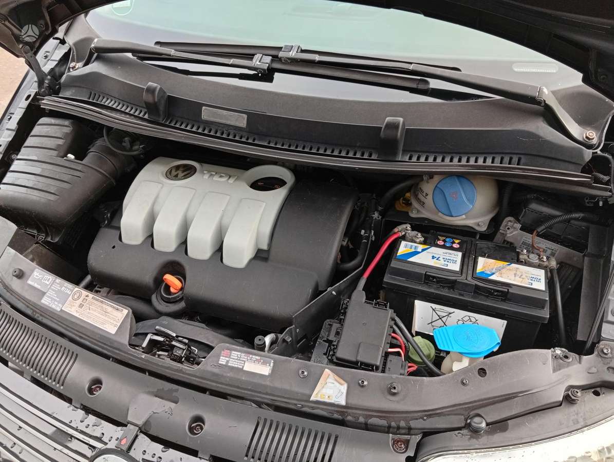 Volkswagen Sharan, 2.0 l., Минивэн