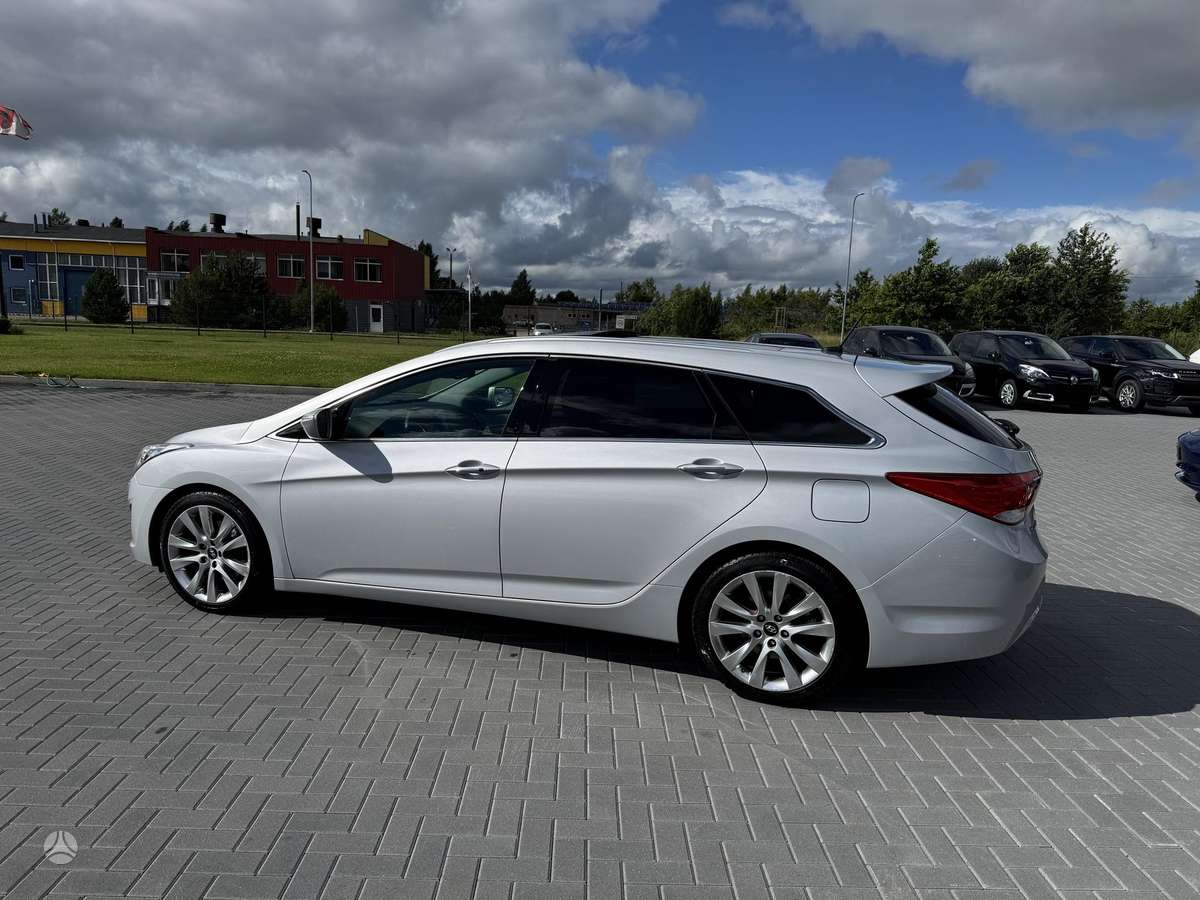 Hyundai i40, 1.7 l., Универсал