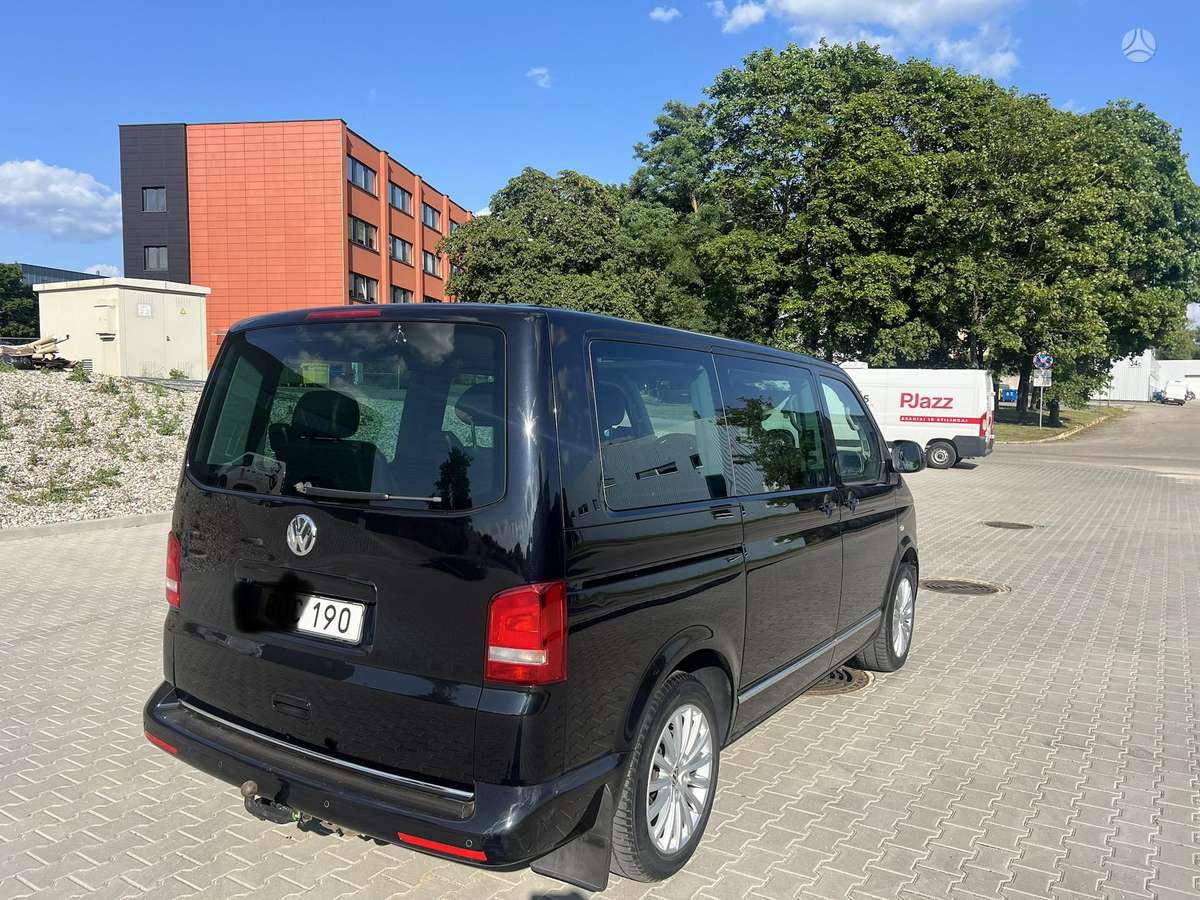 Volkswagen Multivan - 8