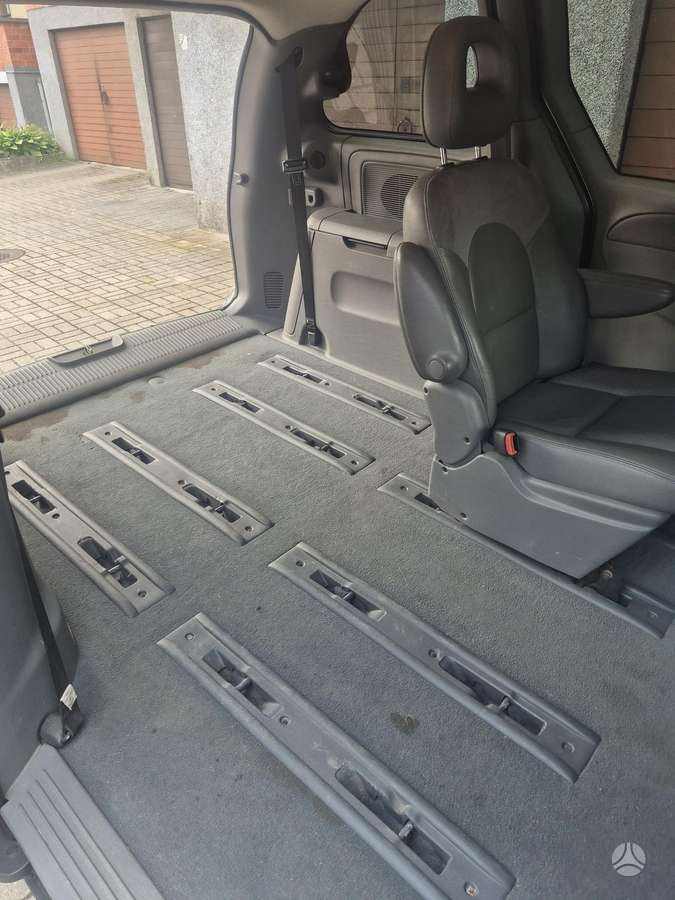 Chrysler Voyager, 2.8 l., Минивэн