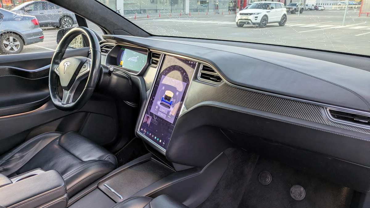 Tesla Model X, 75 kWh, off-road / crossover