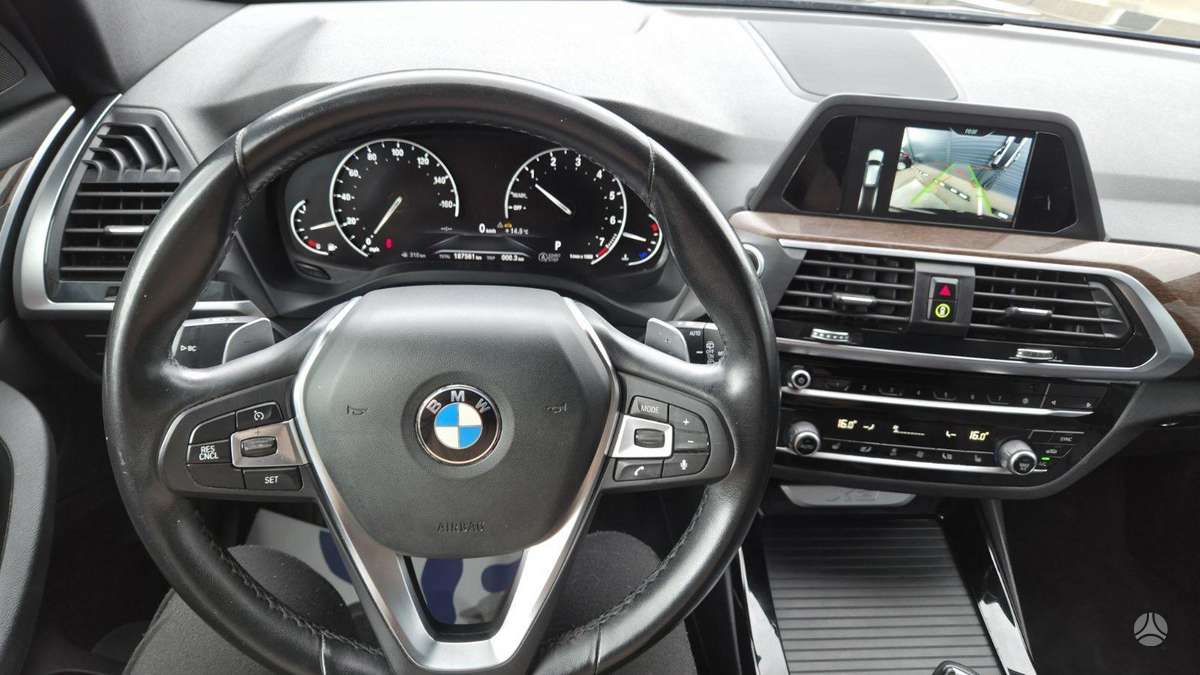 BMW X1, 2.0 l., Внедорожник / Кроссовер