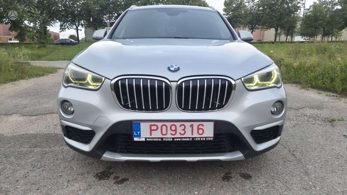 BMW X1, 2.0 l., Внедорожник / Кроссовер