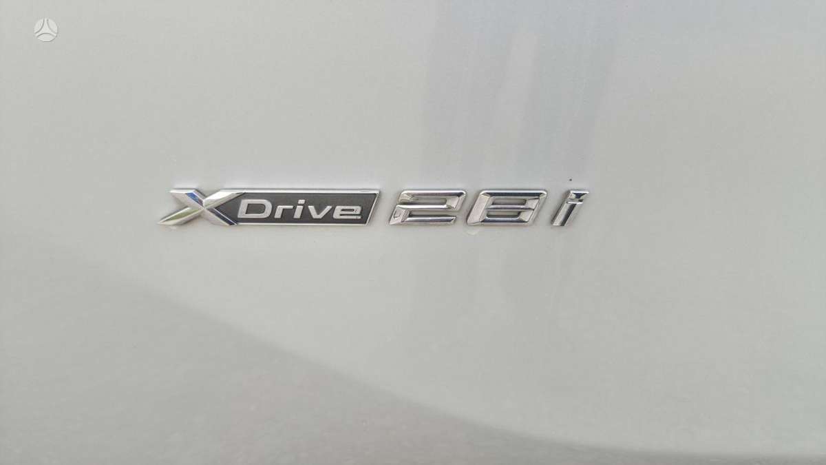 BMW X1, 2.0 l., Внедорожник / Кроссовер