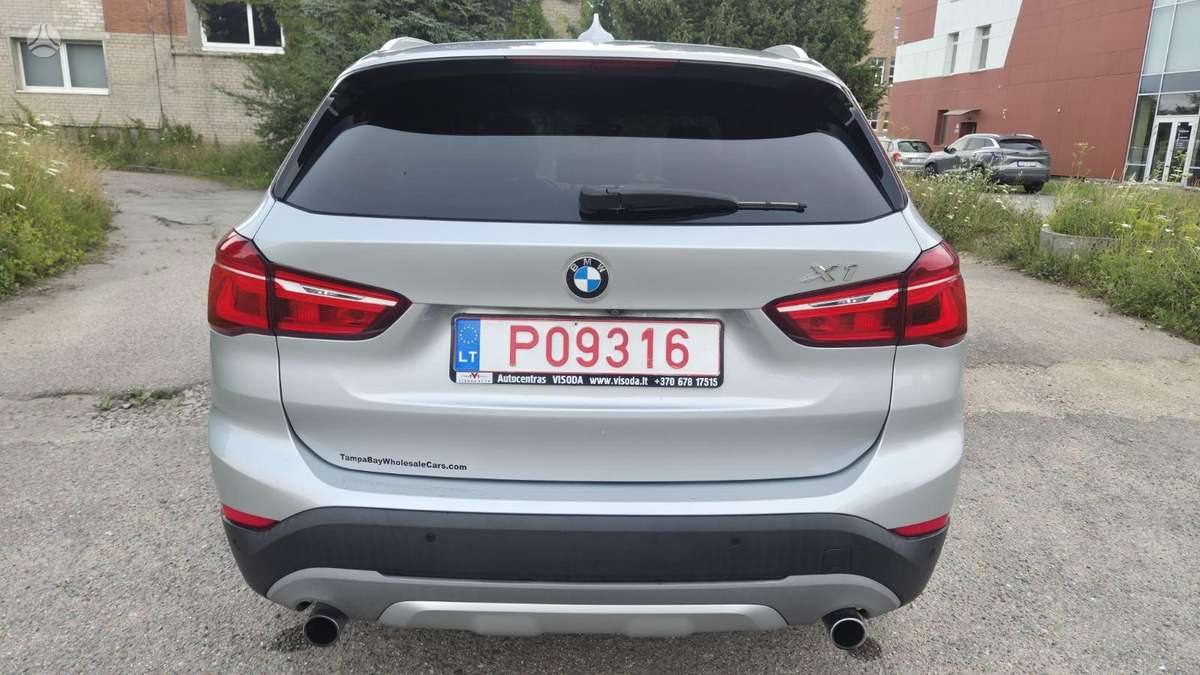 BMW X1, 2.0 l., Внедорожник / Кроссовер