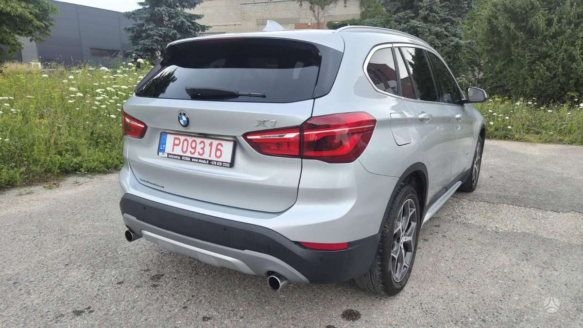 BMW X1, 2.0 l., Внедорожник / Кроссовер