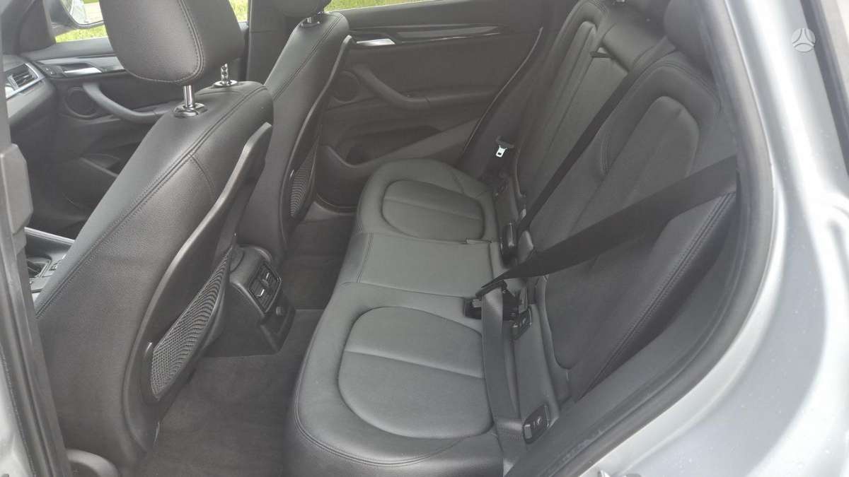 BMW X1, 2.0 l., Внедорожник / Кроссовер