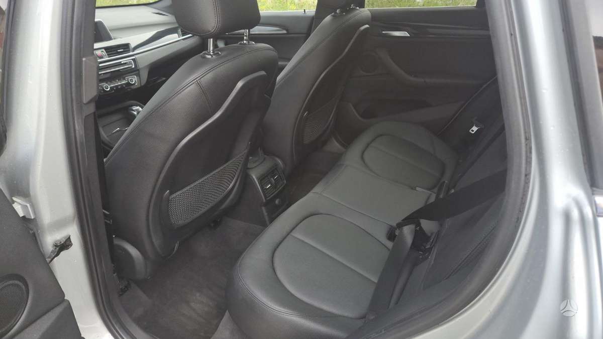 BMW X1, 2.0 l., Внедорожник / Кроссовер