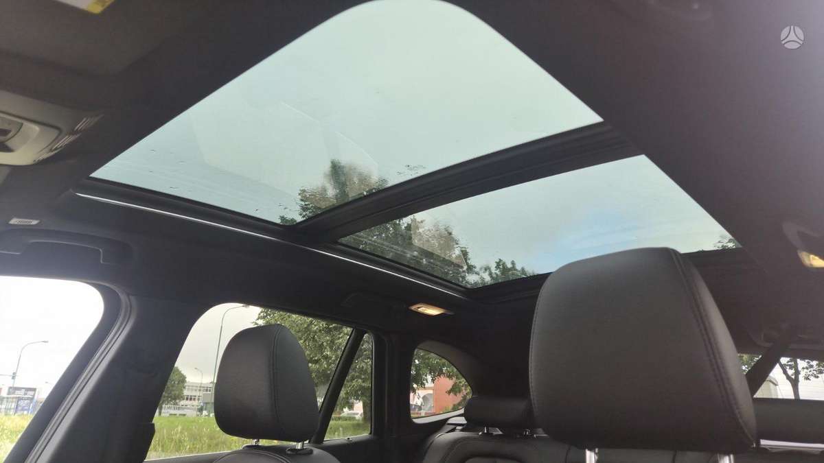 BMW X1, 2.0 l., Внедорожник / Кроссовер
