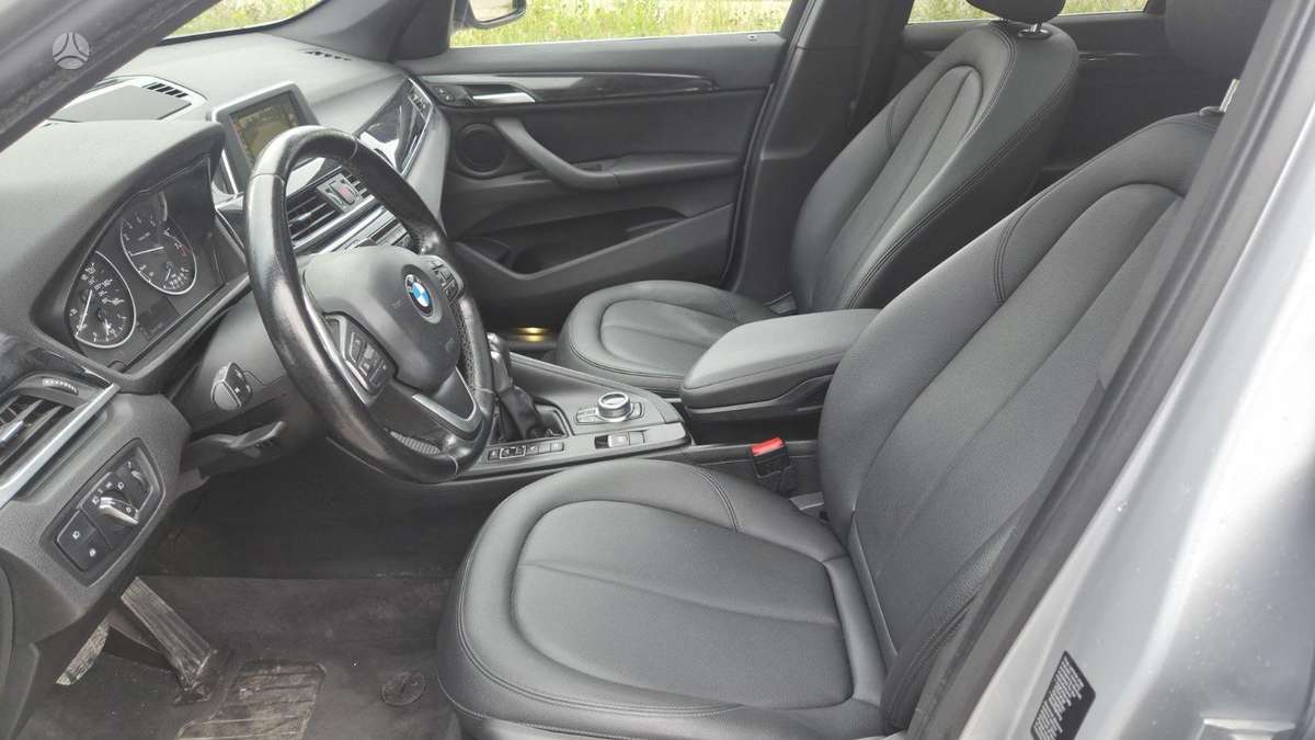 BMW X1, 2.0 l., Внедорожник / Кроссовер