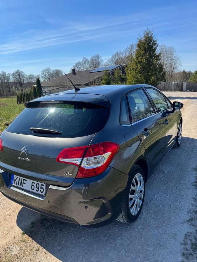 Citroen C4, 1.6 l., Хэтчбек