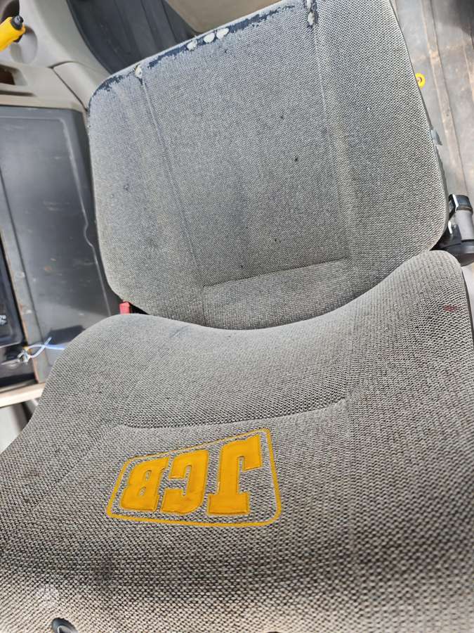 JCB 3CX, excavator loader