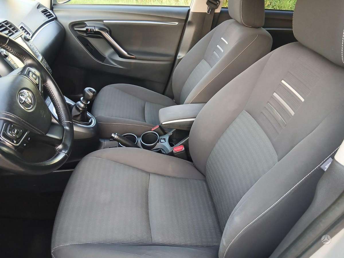 Toyota Verso - 10