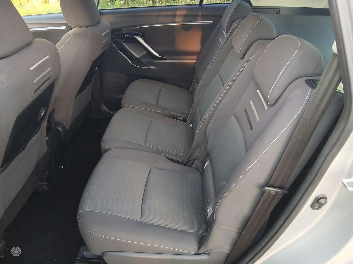 Toyota Verso - 11