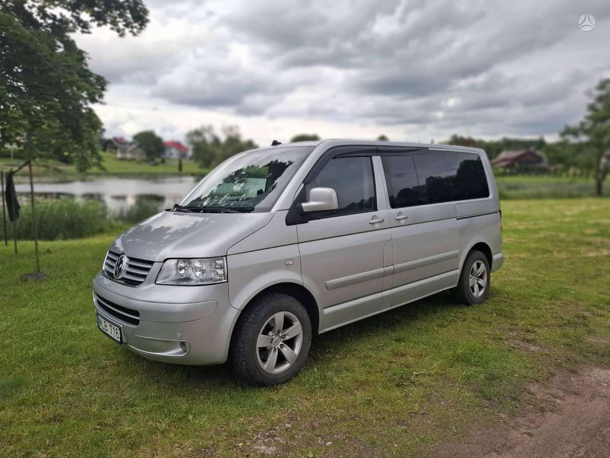 Volkswagen Multivan - 2