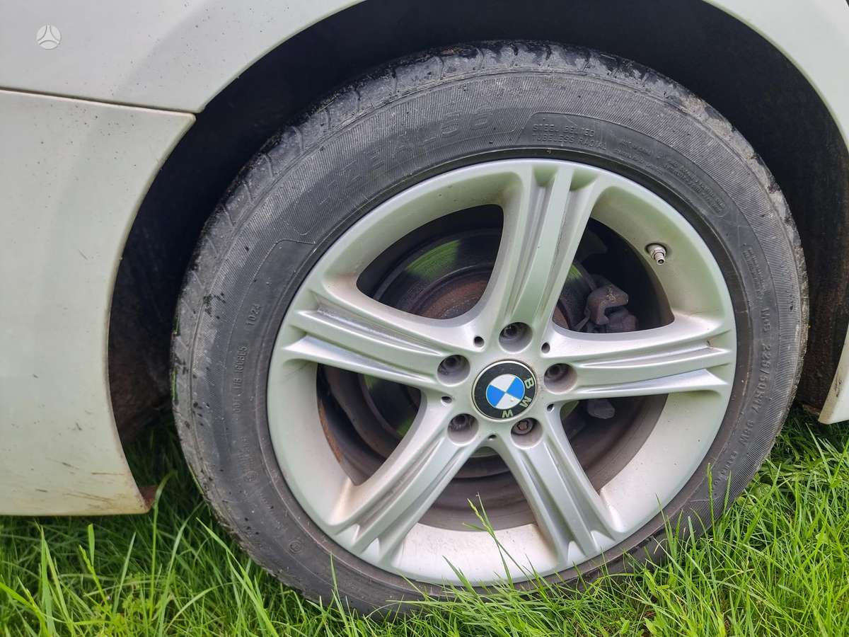 BMW 320, 2.0 l., wagon