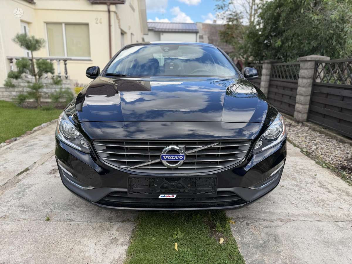 Volvo S60 - 1