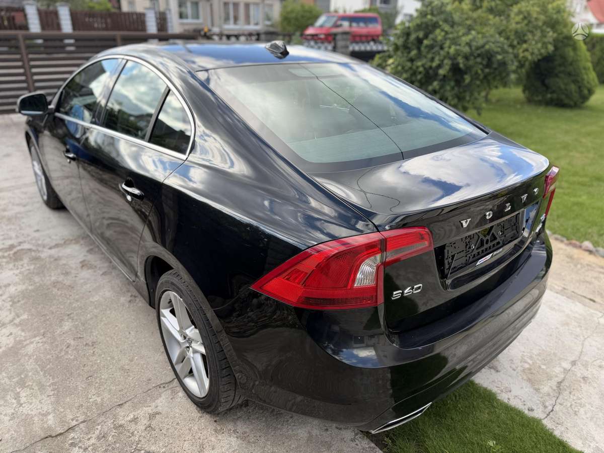 Volvo S60 - 4