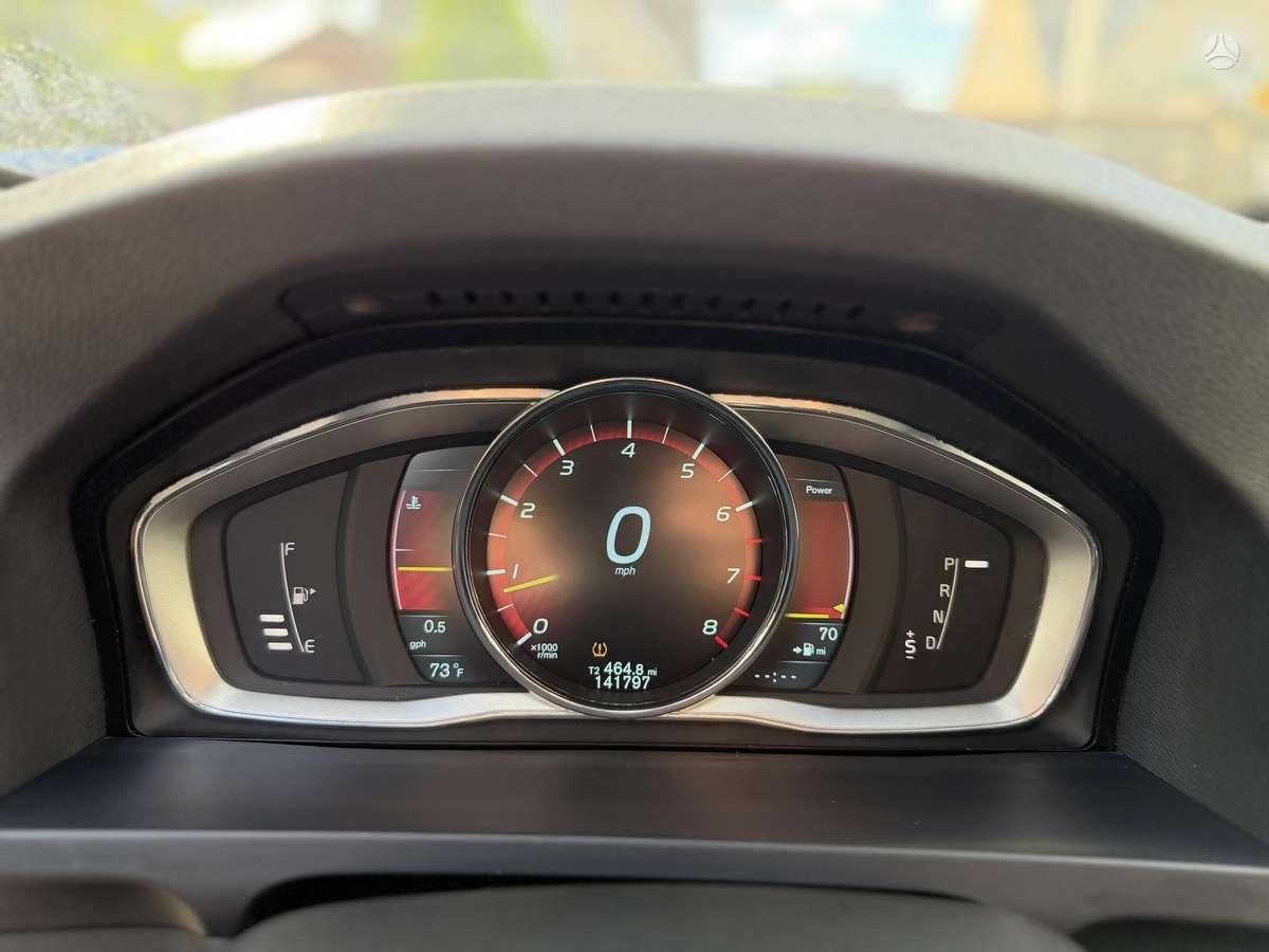 Volvo S60, 2.5 l., Седан