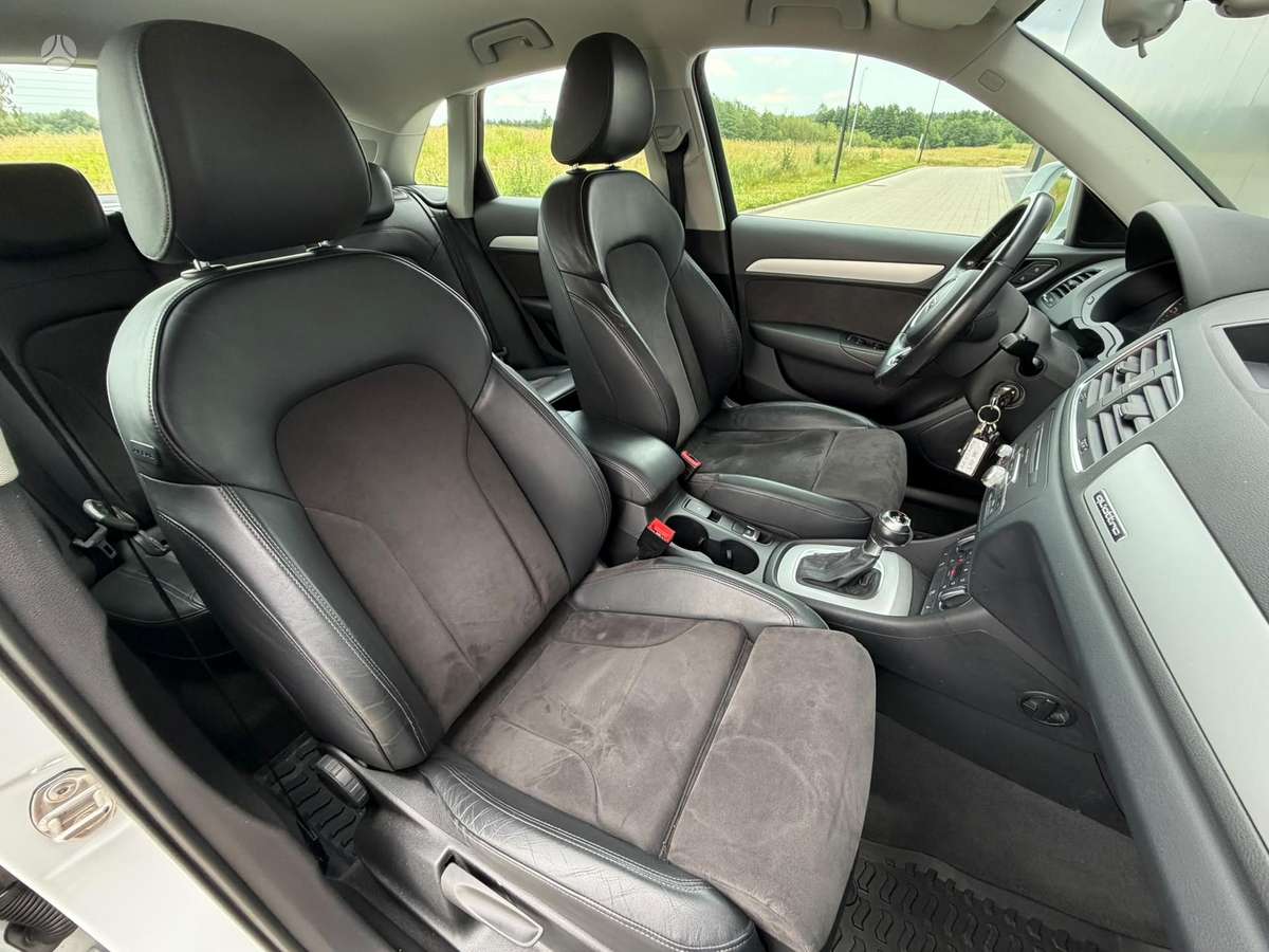 Audi Q3, 2.0 l., Внедорожник / Кроссовер