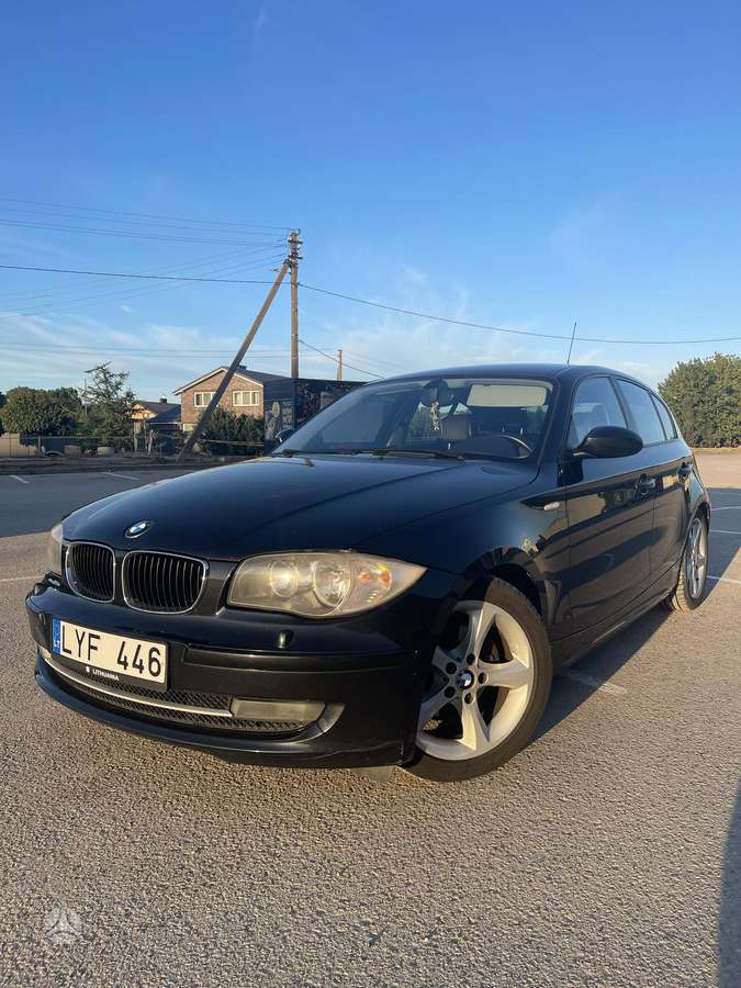 BMW 118, 2.0 l., Хэтчбек