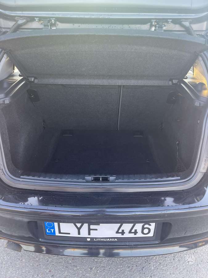 BMW 118, 2.0 l., hatchback