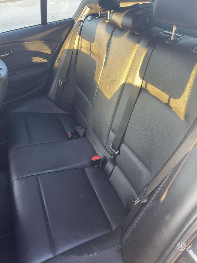 BMW 118, 2.0 l., Хэтчбек
