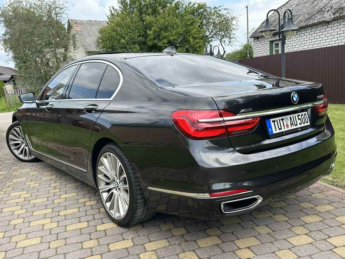 BMW 730, 3.0 l., Седан