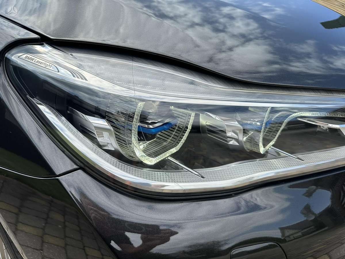 BMW 730, 3.0 l., Седан