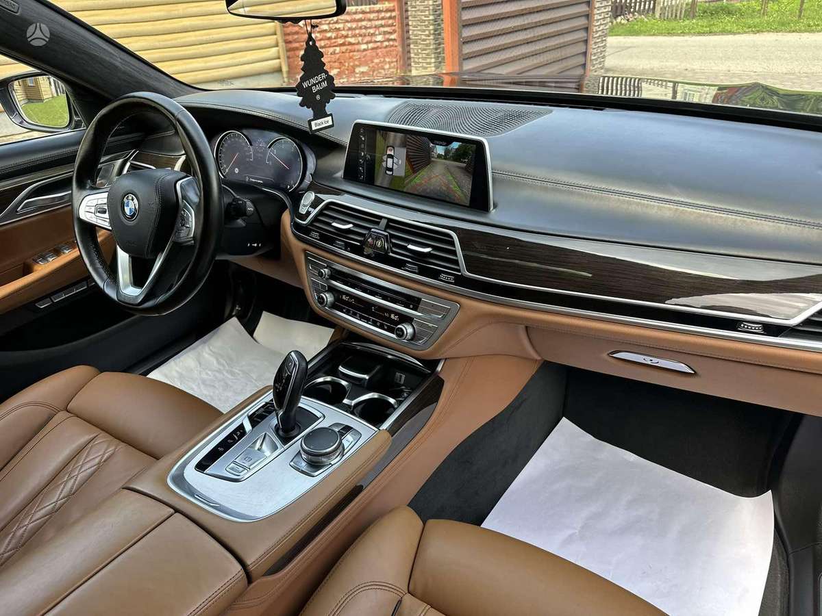 BMW 730, 3.0 l., Седан